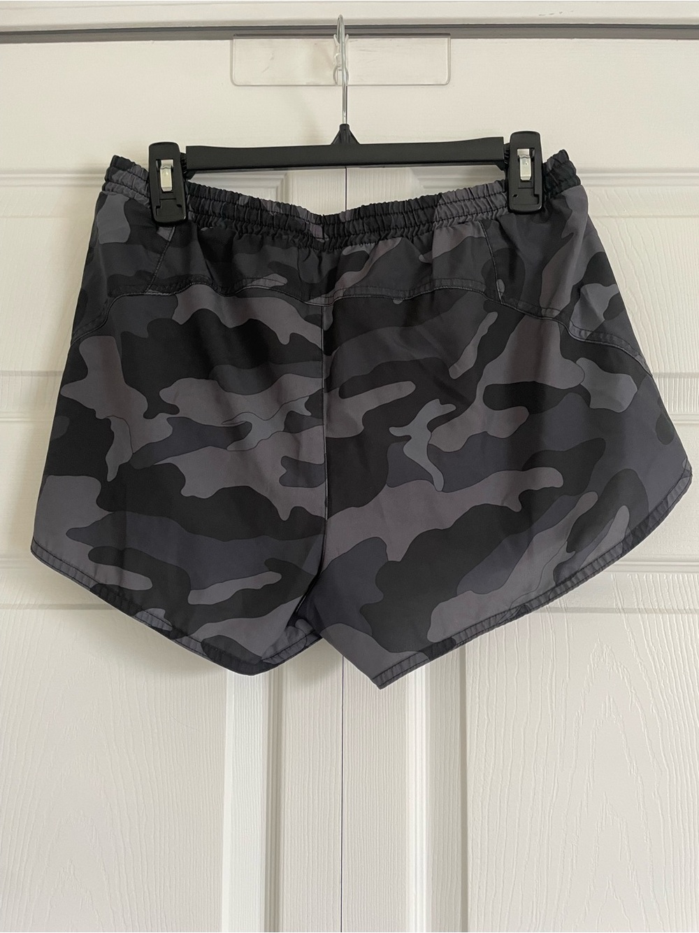 Women’s Go Dry Running Shorts - Picture 3 of 3